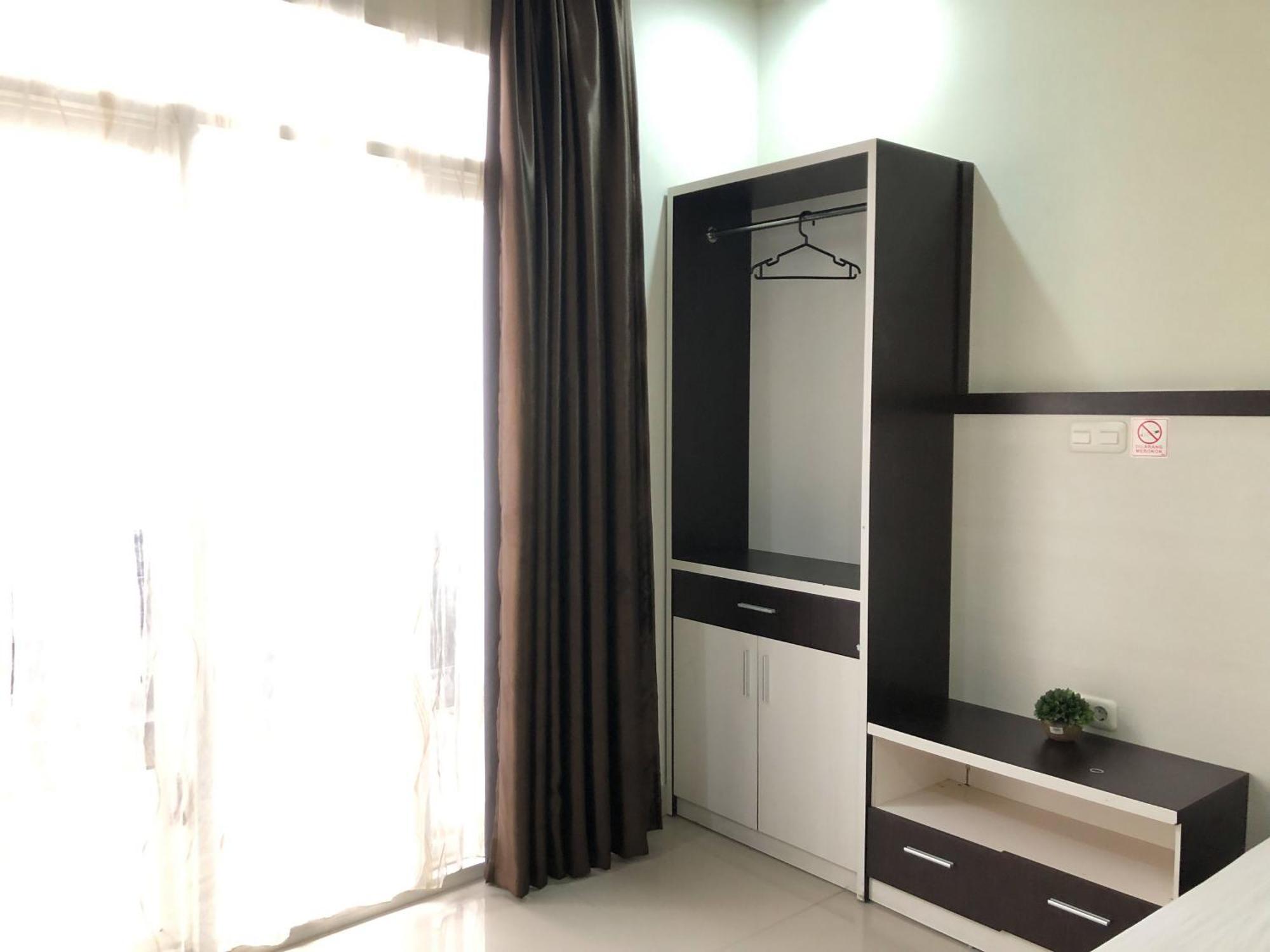 Reddooz Plus At Ininnawa Homestay Syariah Palu Exteriér fotografie