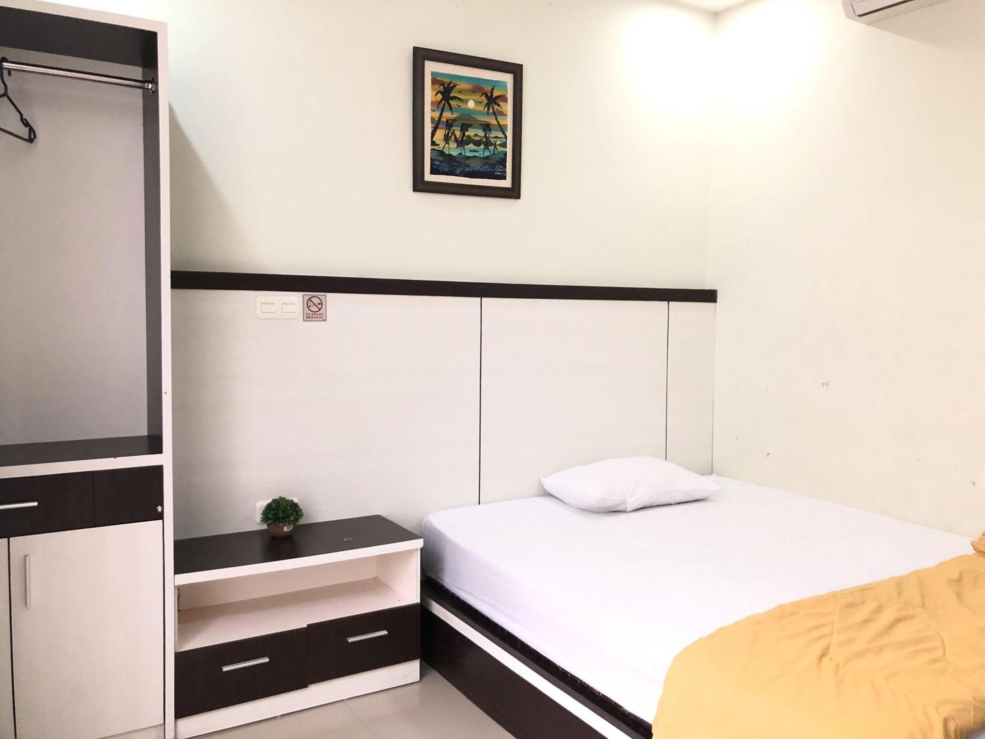 Reddooz Plus At Ininnawa Homestay Syariah Palu Exteriér fotografie